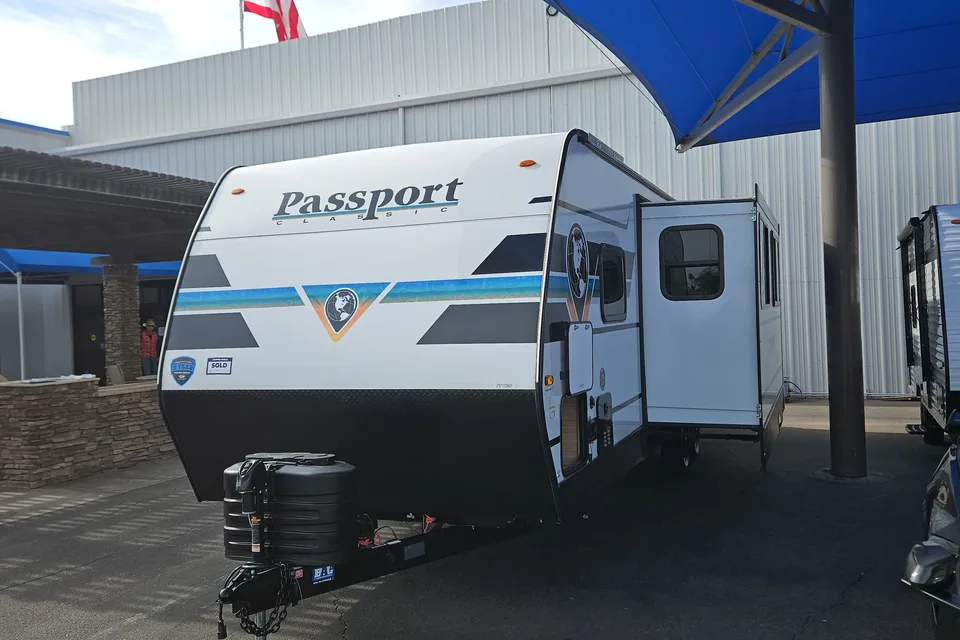 Keystone Passport bunkhouse