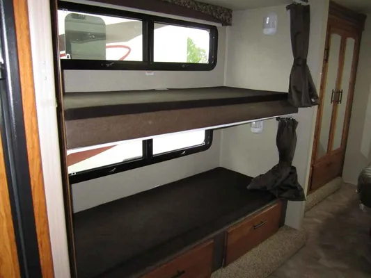 Family friendly with all the comforts of a home on wheels