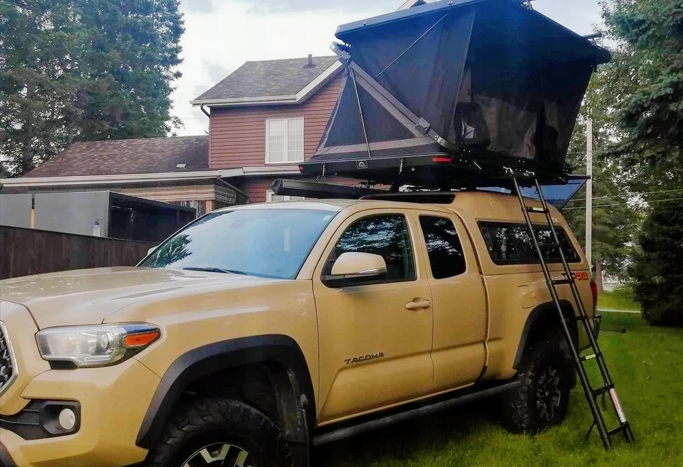 Toyota Tacoma 4x4 Camper Truck