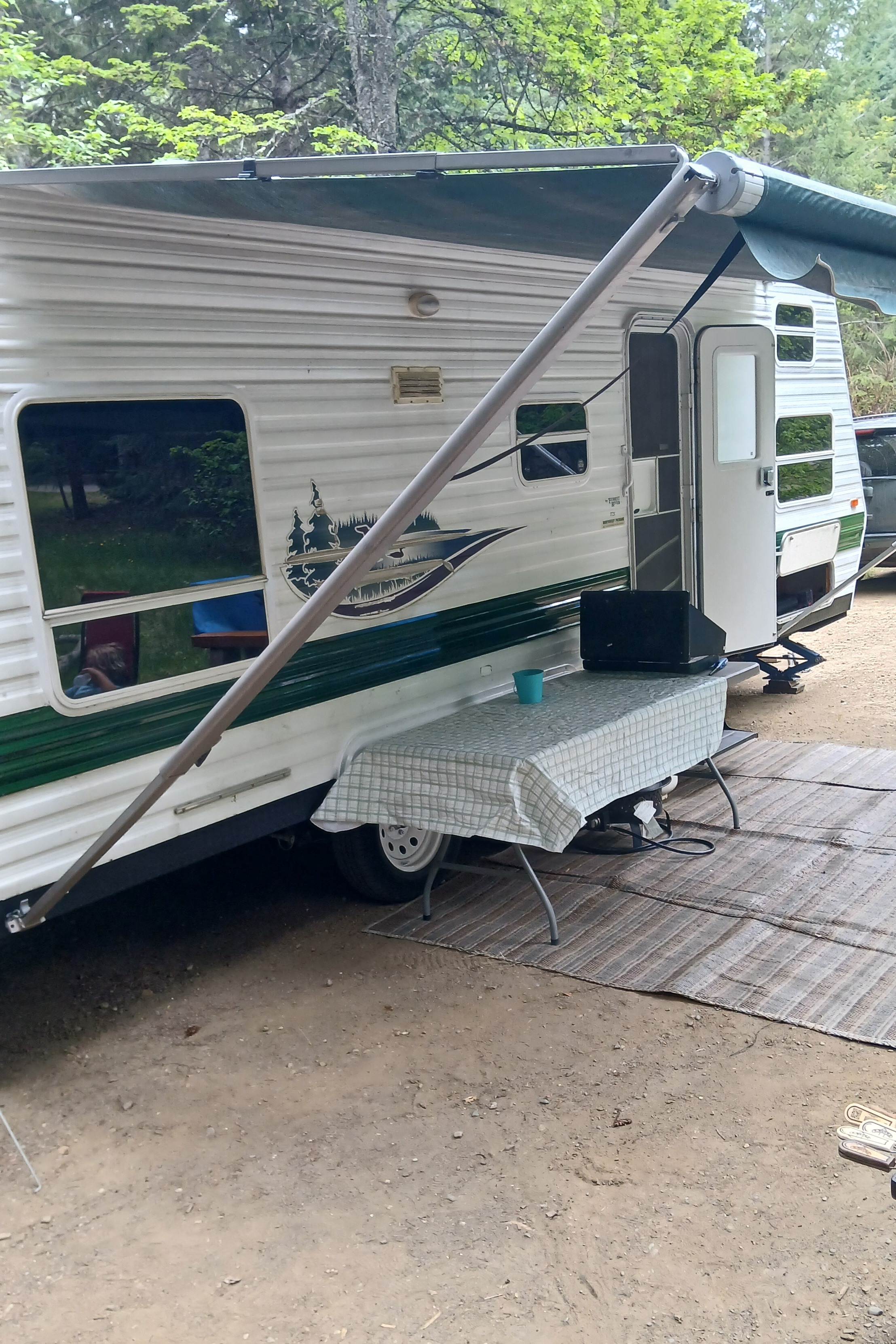 Nikki's cozy, kid friendly, pet friendly trailer. 