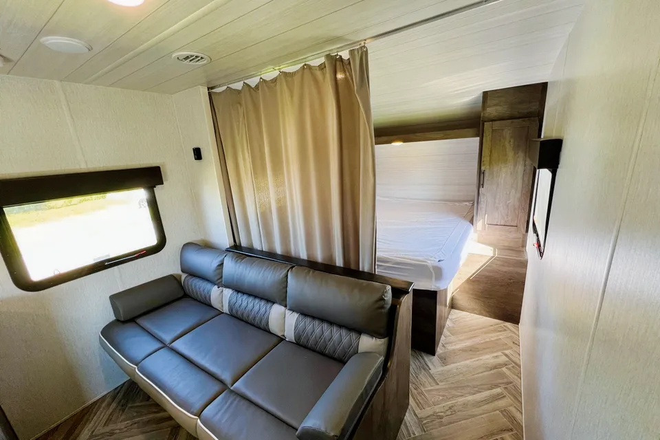 EVO 268BHS #4 - Great for Dry Camping