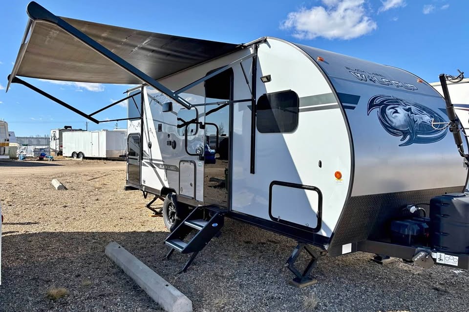 Alpine Adventure Wolf Pup: Forest River 2021 Wolf Pup 17JGBL Travel Trailer (SUV Towable)