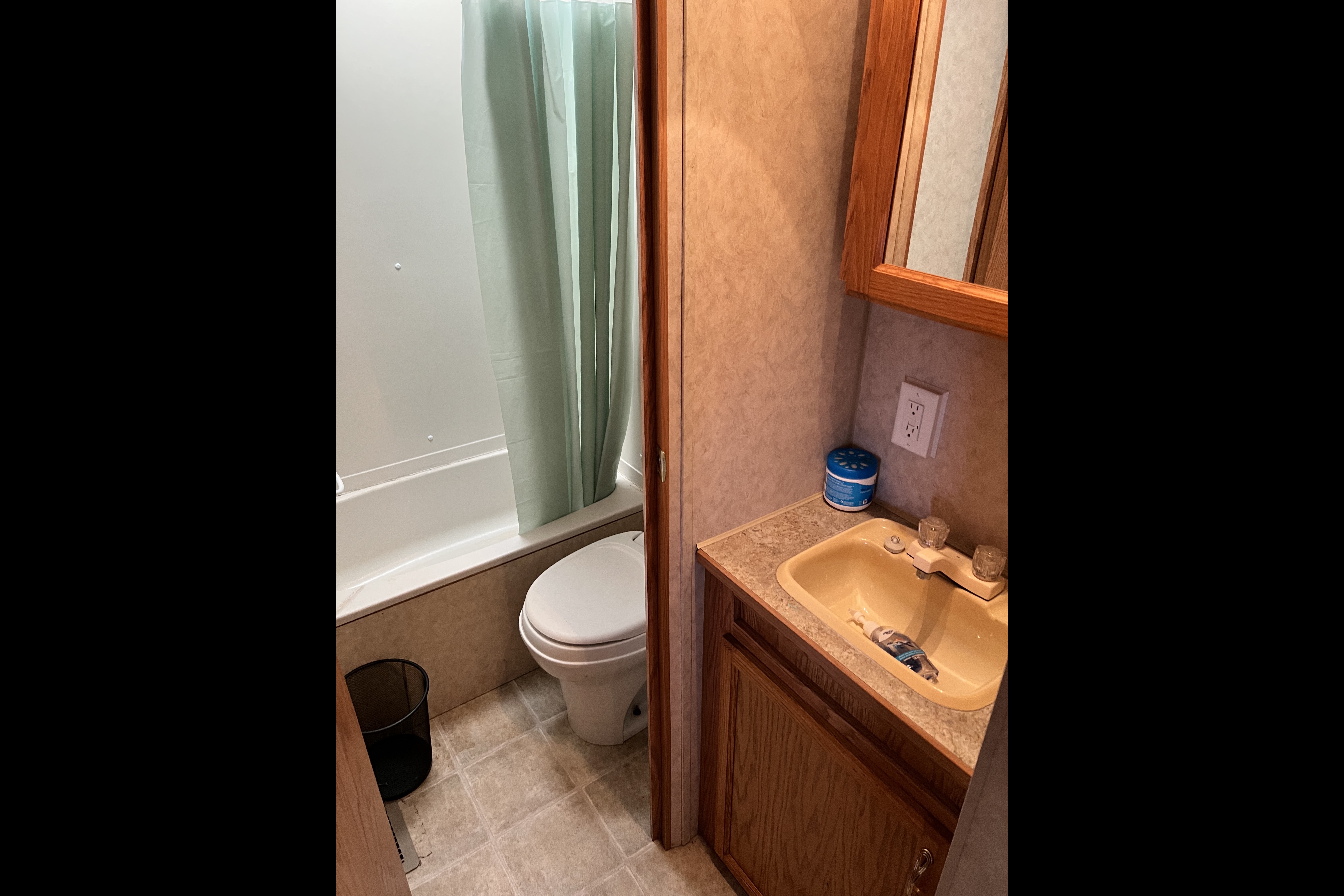 Mazerolle’s Jayco Jay Flight 29 BHS Travel Trailer