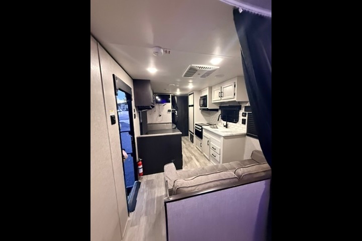 TT2 - 10 Person w/ Bunk- The RV Rental Factory