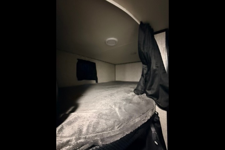 TT2 - 10 Person w/ Bunk- The RV Rental Factory