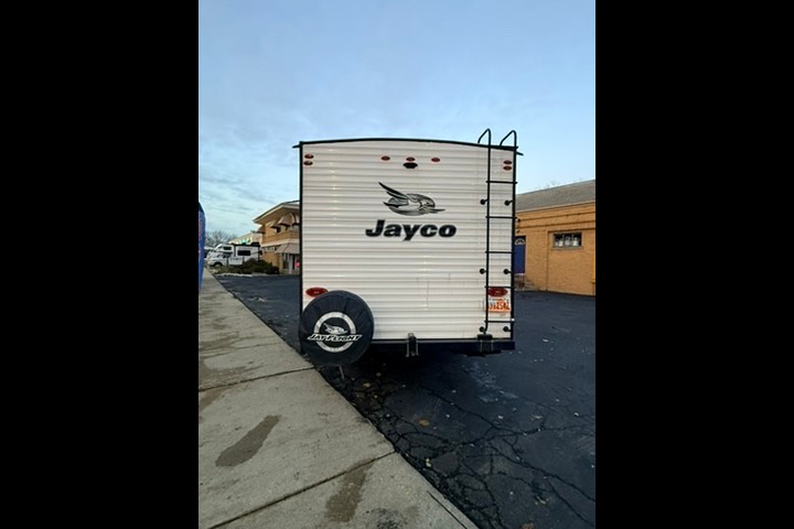 TT2 - 10 Person w/ Bunk- The RV Rental Factory