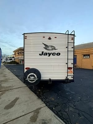 TT2 - 10 Person w/ Bunk- The RV Rental Factory
