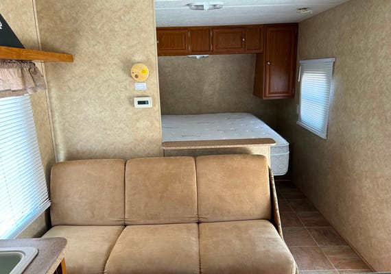 1-Dutchmen TRAVEL TRAILER / CAMPER / RV RENTAL