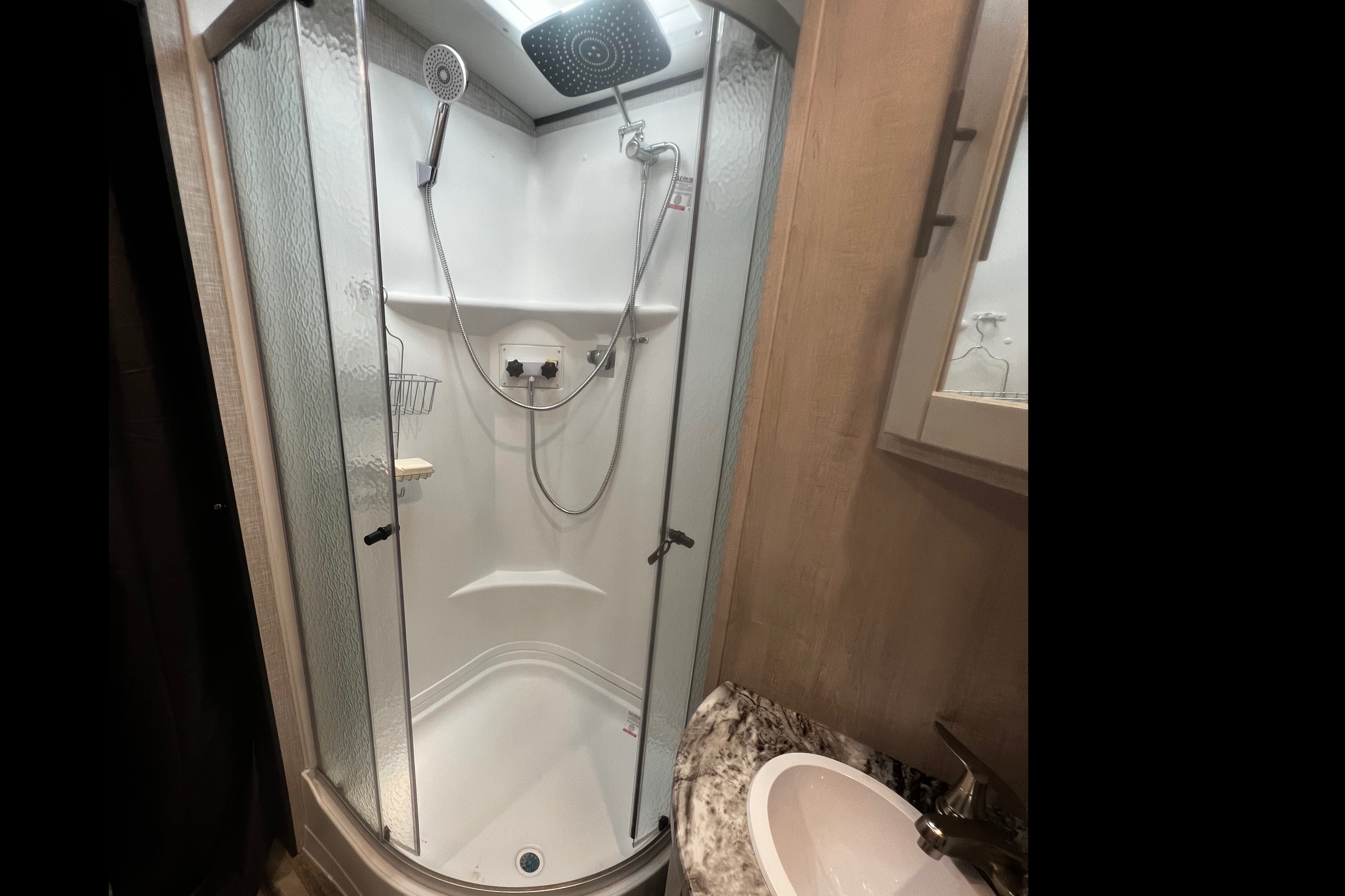 Roberto's Sunset Park RV Sunset super lite Travel Trailer