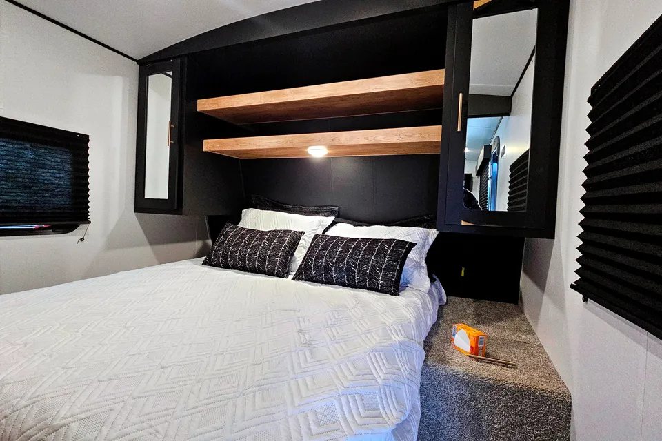 Rv Rentals Way Of Life's Spacious and reliable family sized, New Springdale Travel Trailer 260BHSWE S1