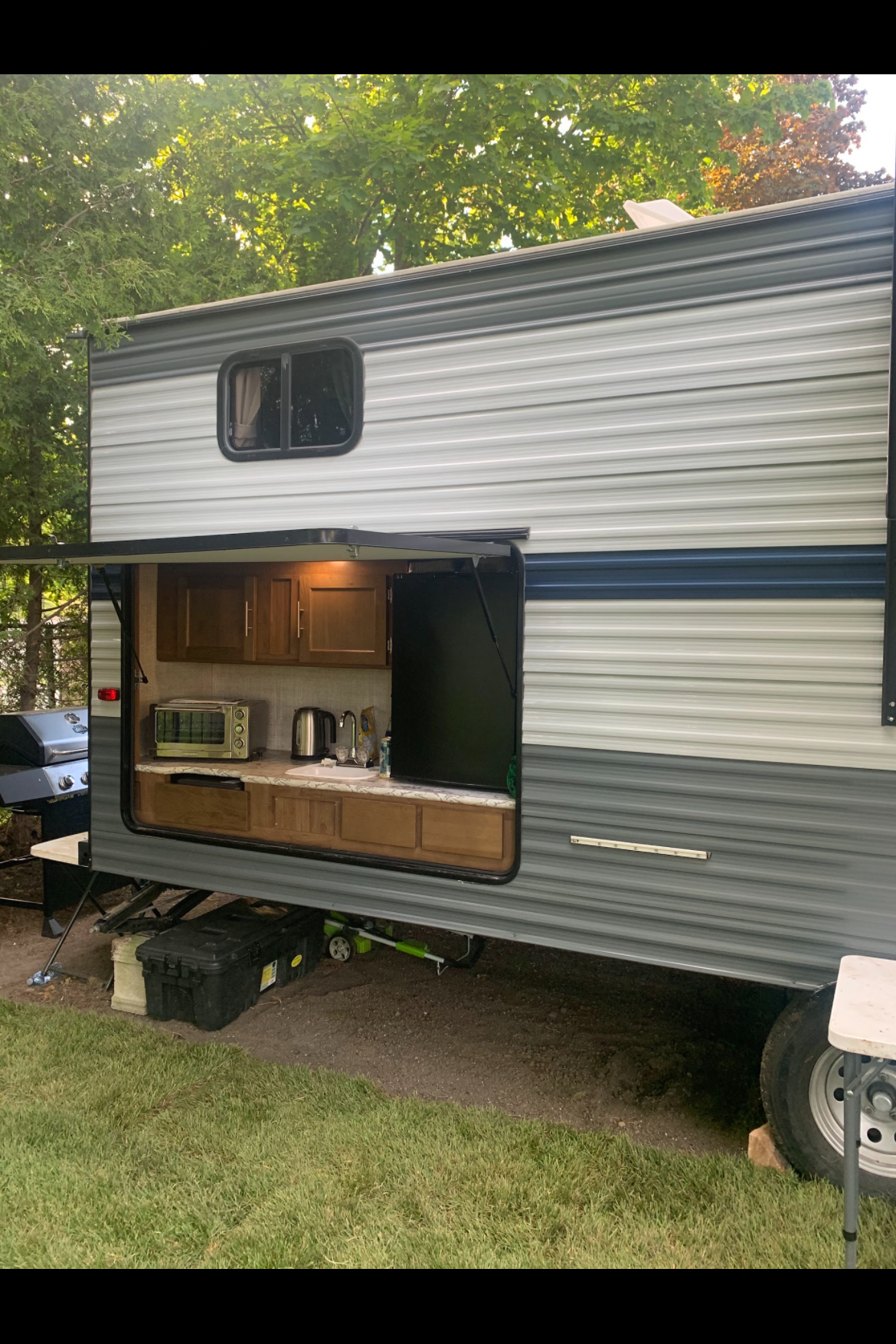Biggar's Grand River 27BHS Travel Trailer