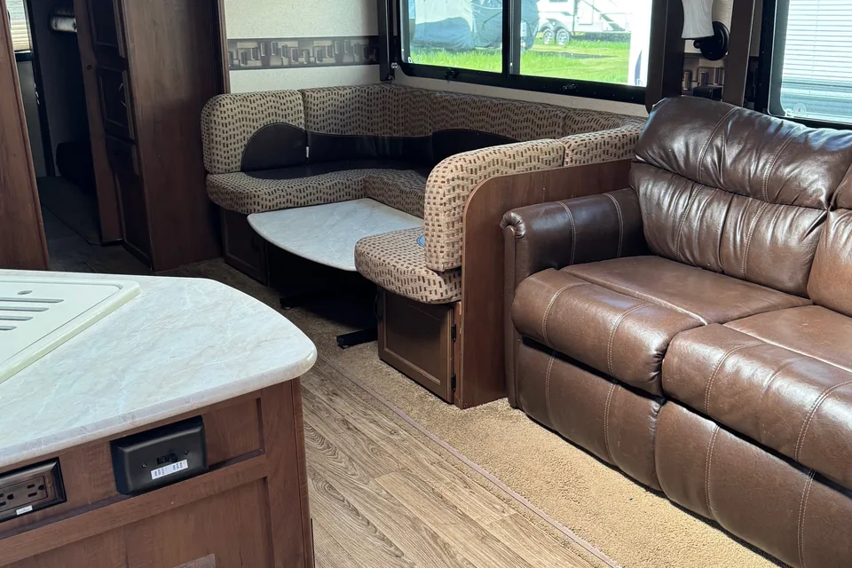 Troy's Jayco Whitehawk 32DSBH Travel Trailer