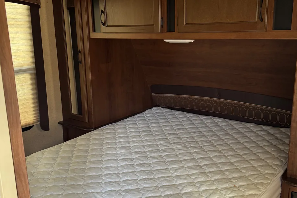 Troy's Jayco Whitehawk 32DSBH Travel Trailer