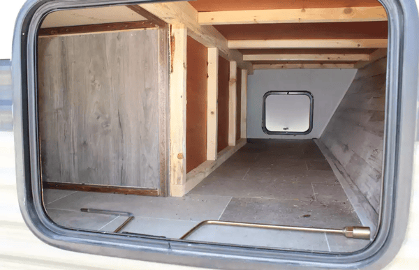 Super light Palomino Puma XLE Travel Trailer