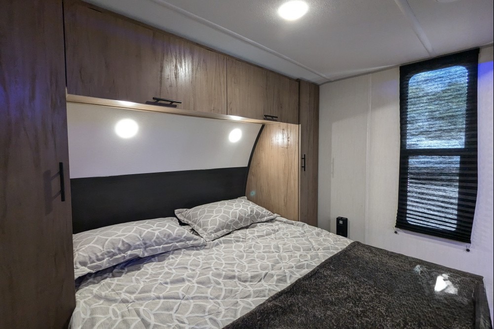 🐺 Sugar Wolf 🐺 Dual Entry • Double Bunks • Slide-Out • Sleeps 8