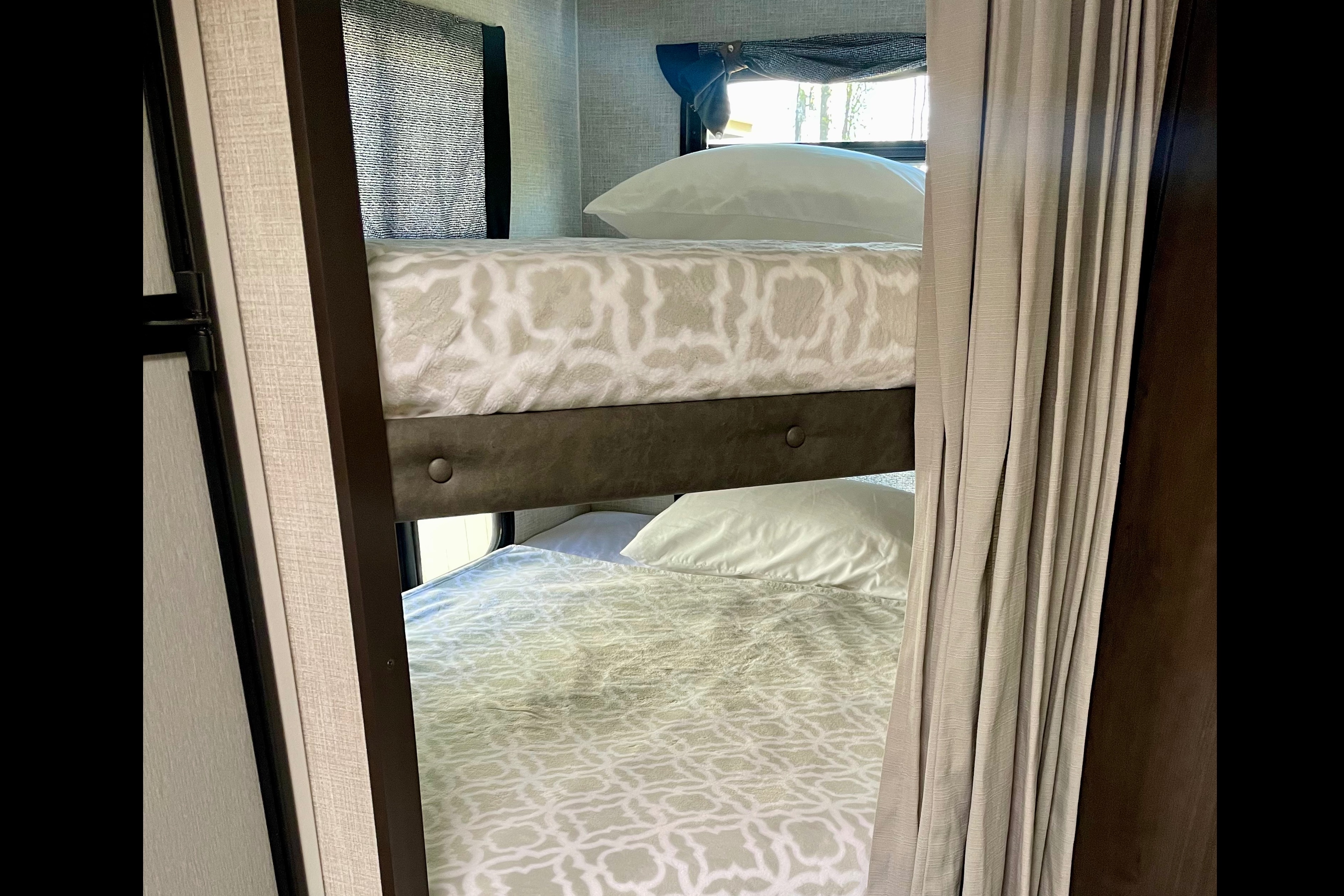 Cozy Bullet 28’ - Home Away From Home