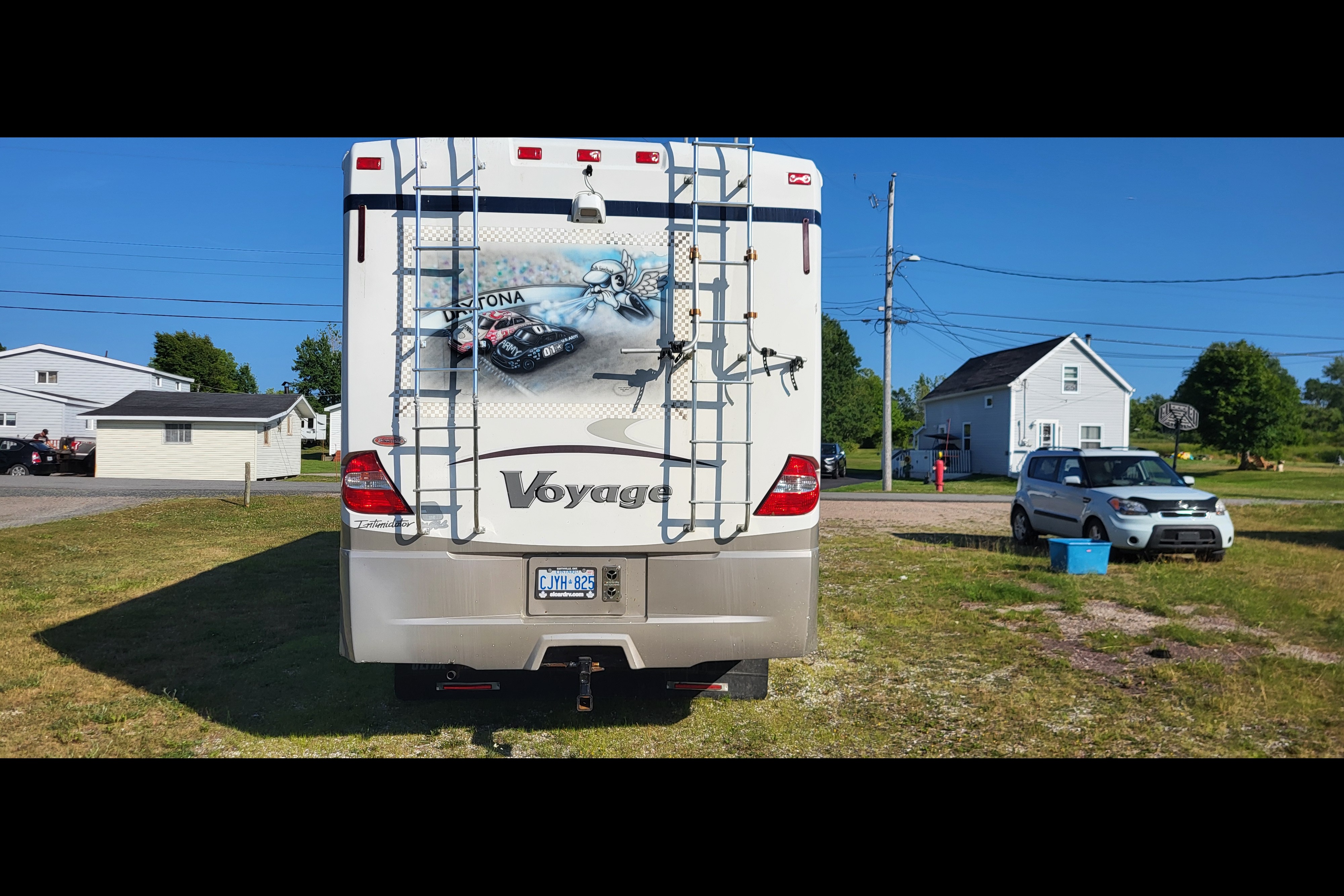 Squibbies Winnebago Voyage Class A