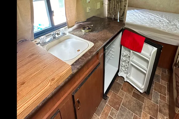 JJ’s weekender - Salem Cruise lite travel trailer