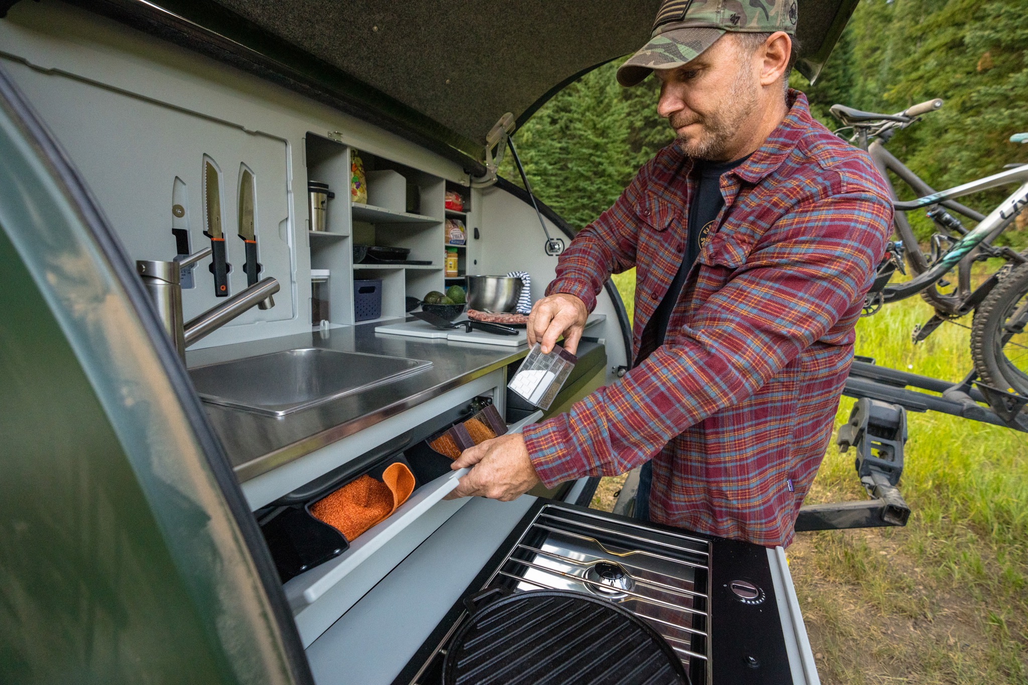 Simon, our 2024 Escapod Voyager TOPO2 w/ FSR Premium Hybrid Roof Top Tent