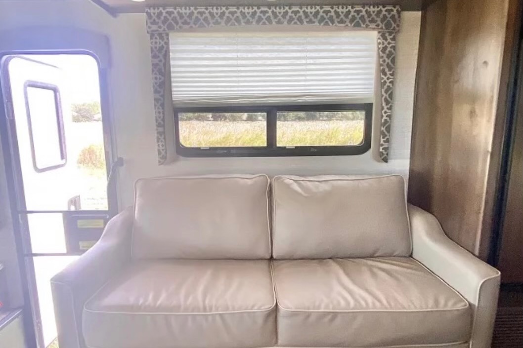 2019 Family Friendly Jayco Motorhome