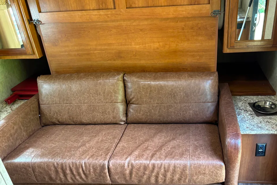 Tracer Tracer Air Travel Trailer