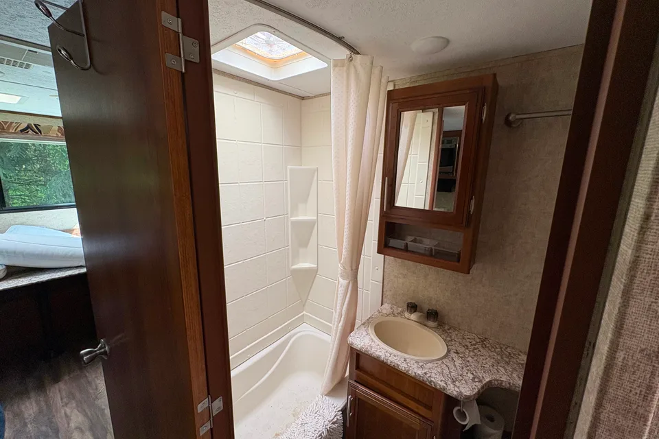 Tracer Tracer Air Travel Trailer