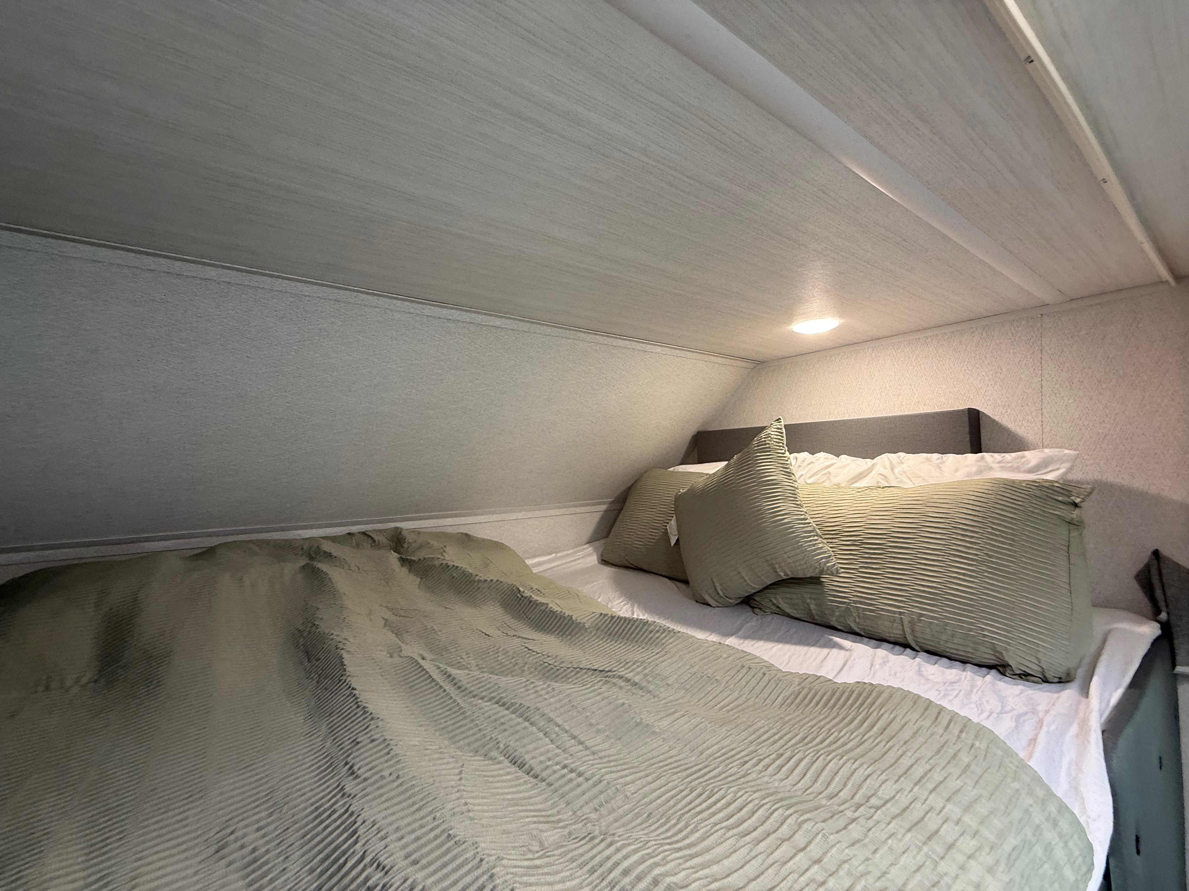 Forest River Entrada 3100FB Luxury Easy to drive Class C sleep up to 10