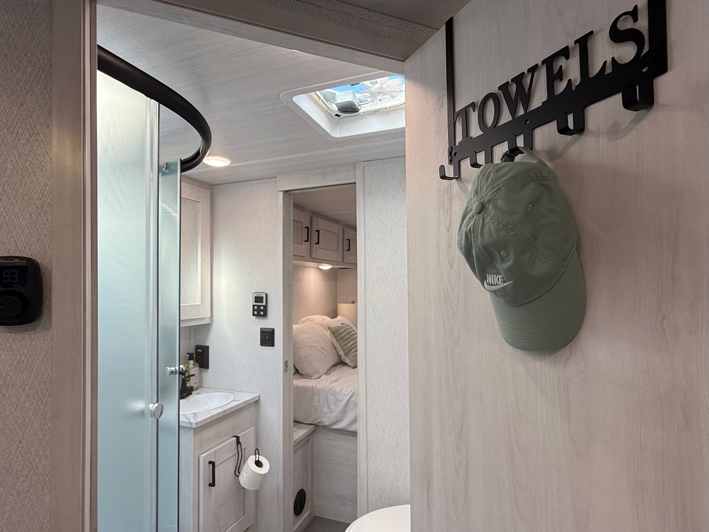 Forest River Entrada 3100FB Luxury Easy to drive Class C sleep up to 10