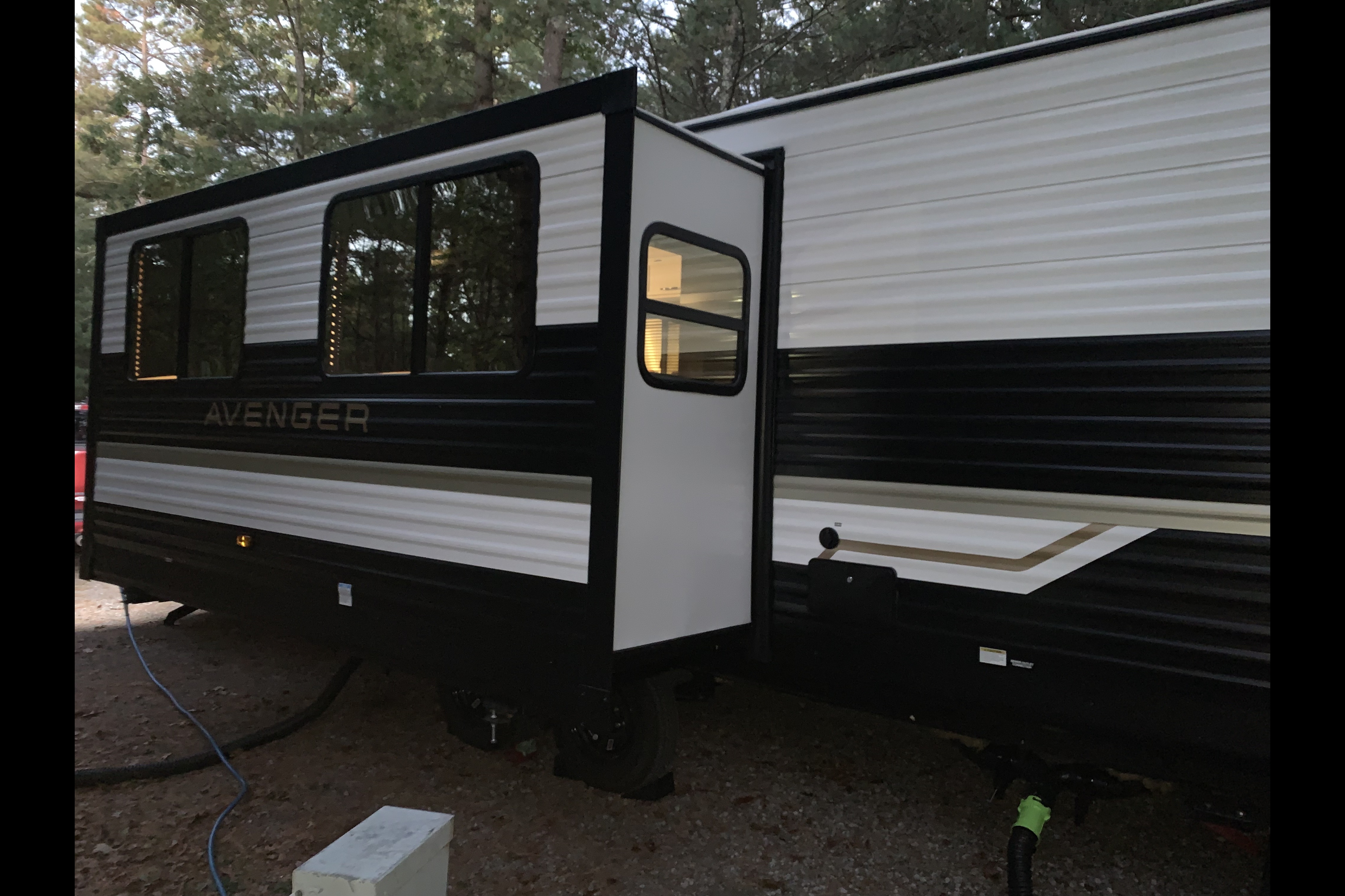 Sweet Pea II - 2026 Bunk House with Camp King bed