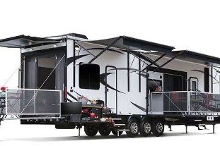 jeff's Jayco Octane t32h Toy Hauler