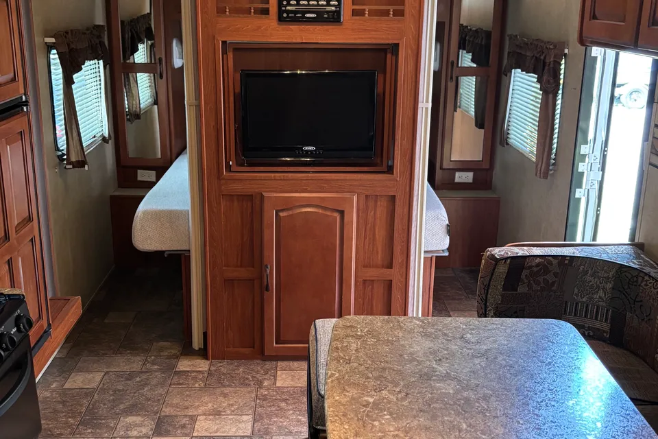 Island Adventure Bunkhouse
