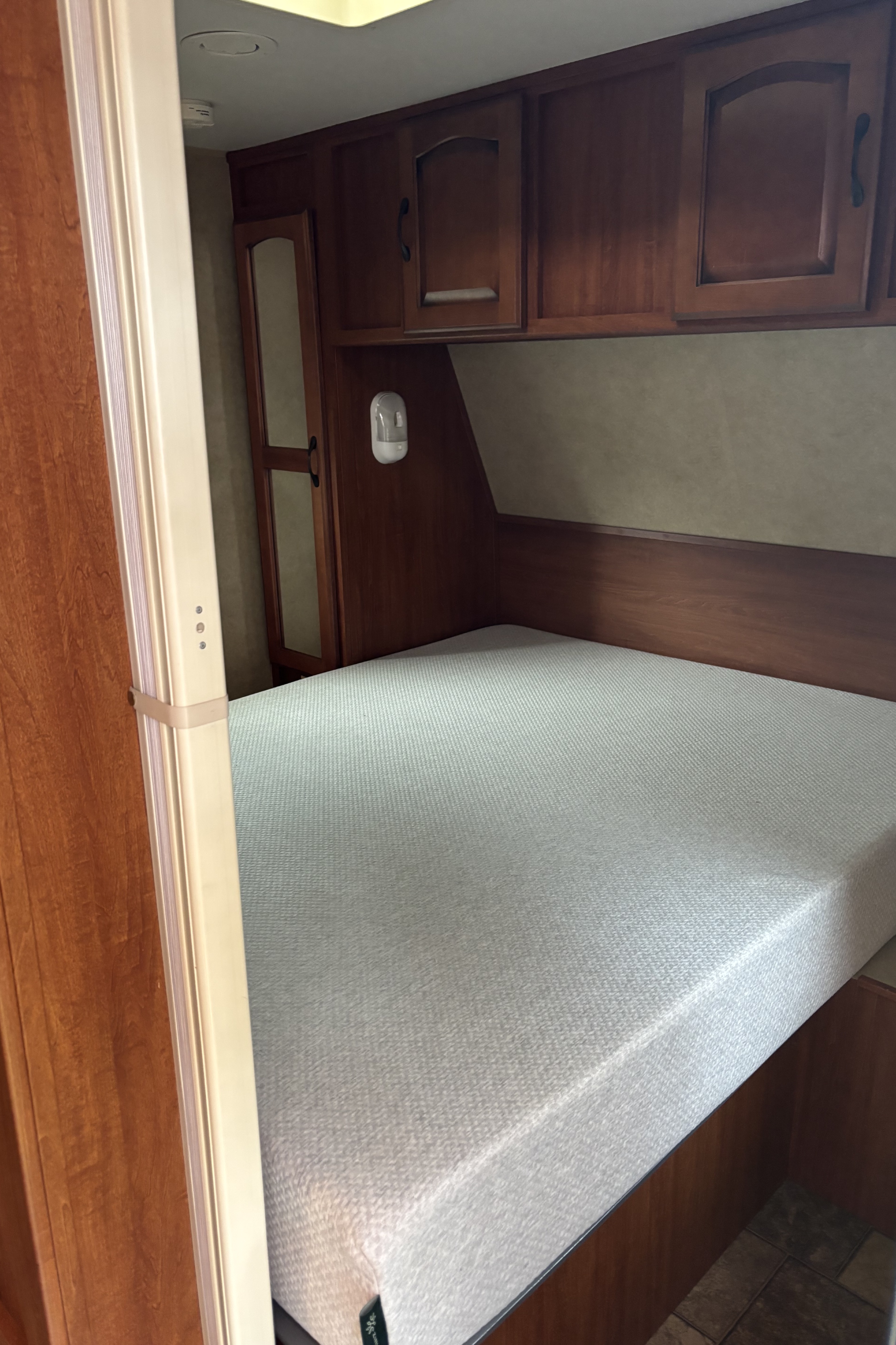 Island Adventure Bunkhouse