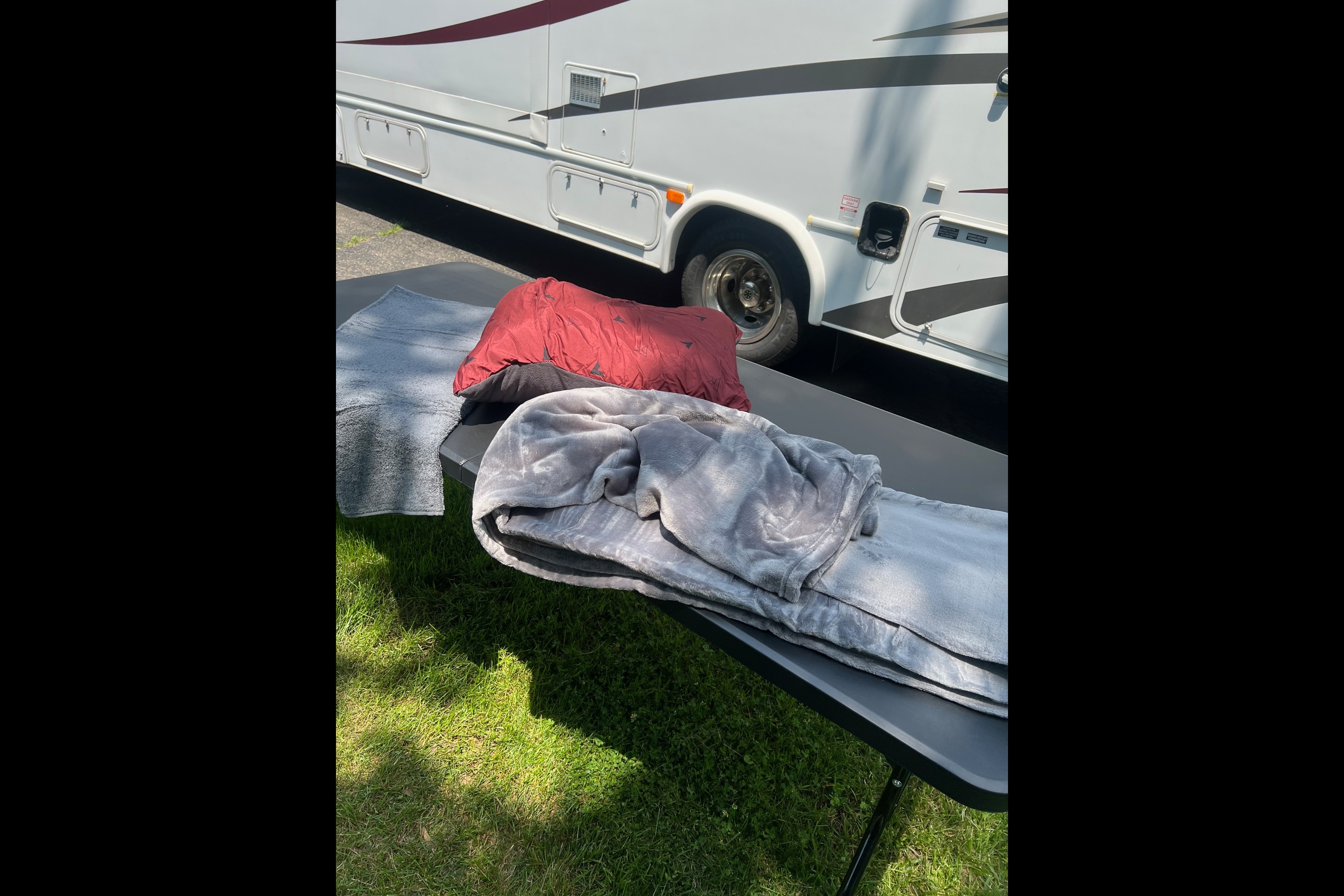 CT RV Adventures Forest River Sunseeker 3170DSF Class C