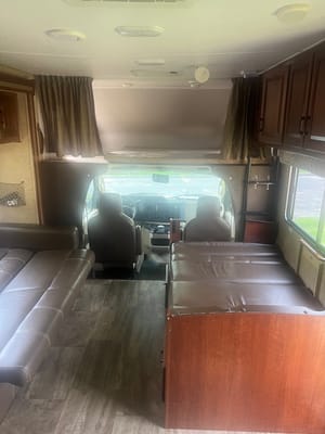 CT RV Adventures Forest River Sunseeker 3170DSF Class C