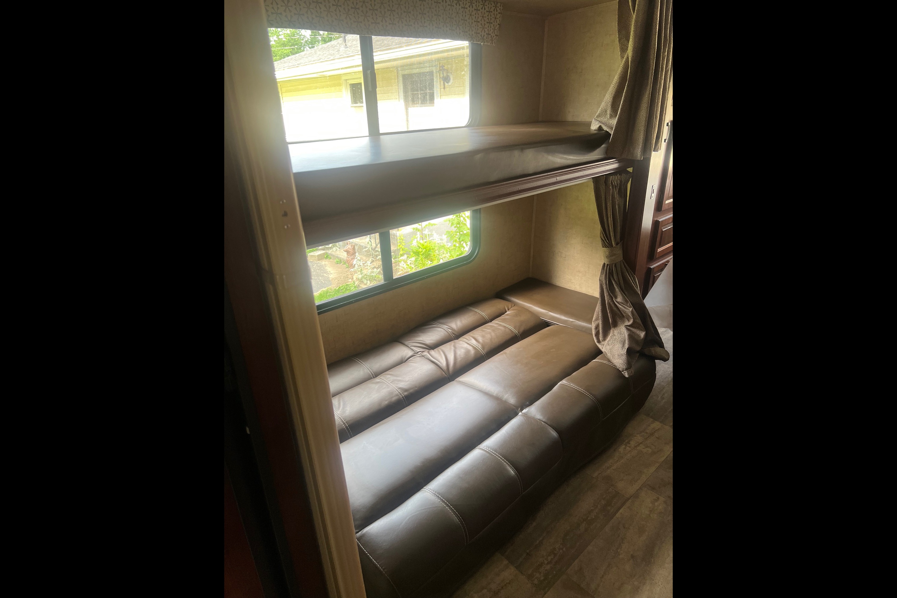 CT RV Adventures Forest River Sunseeker 3170DSF Class C