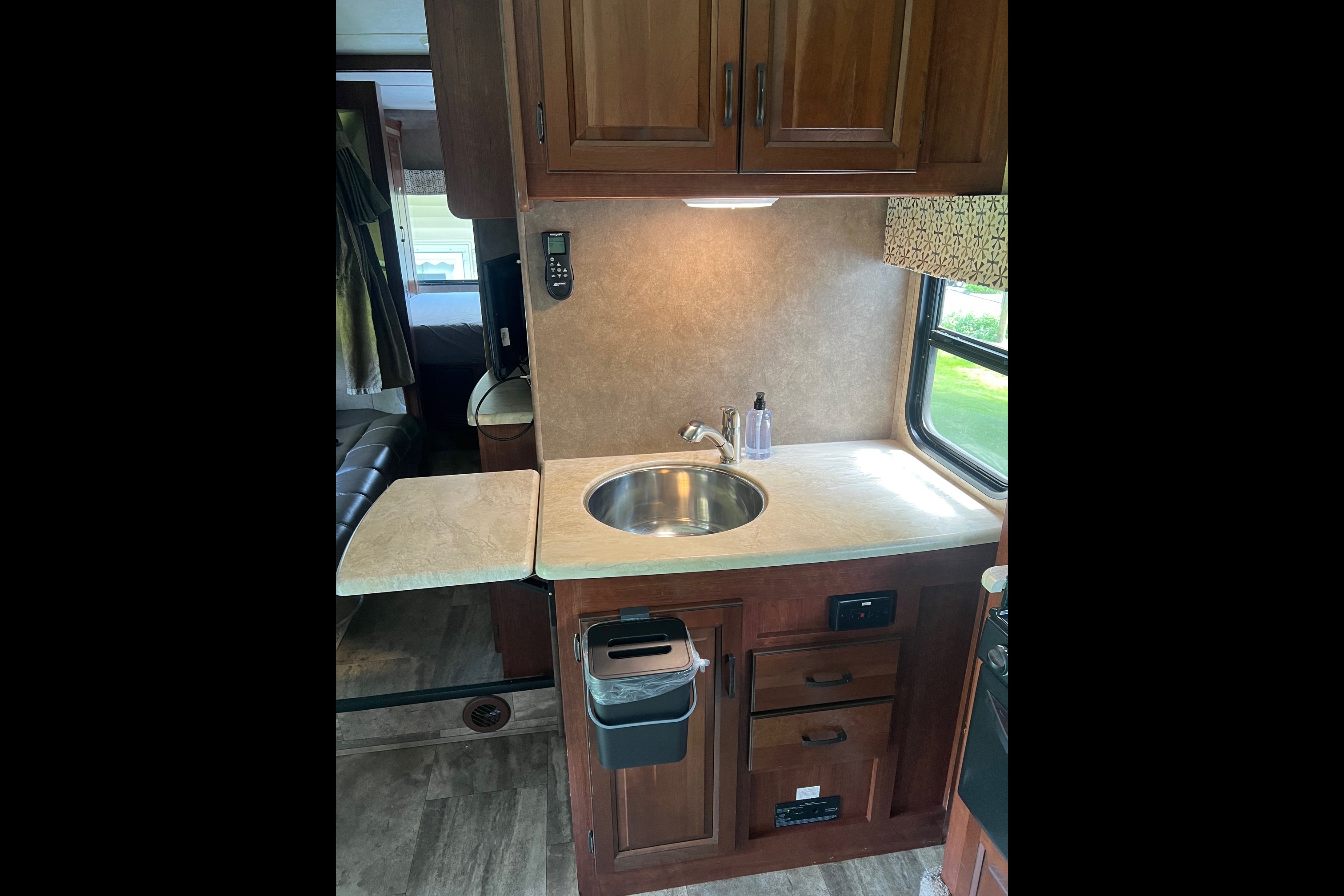 CT RV Adventures Forest River Sunseeker 3170DSF Class C