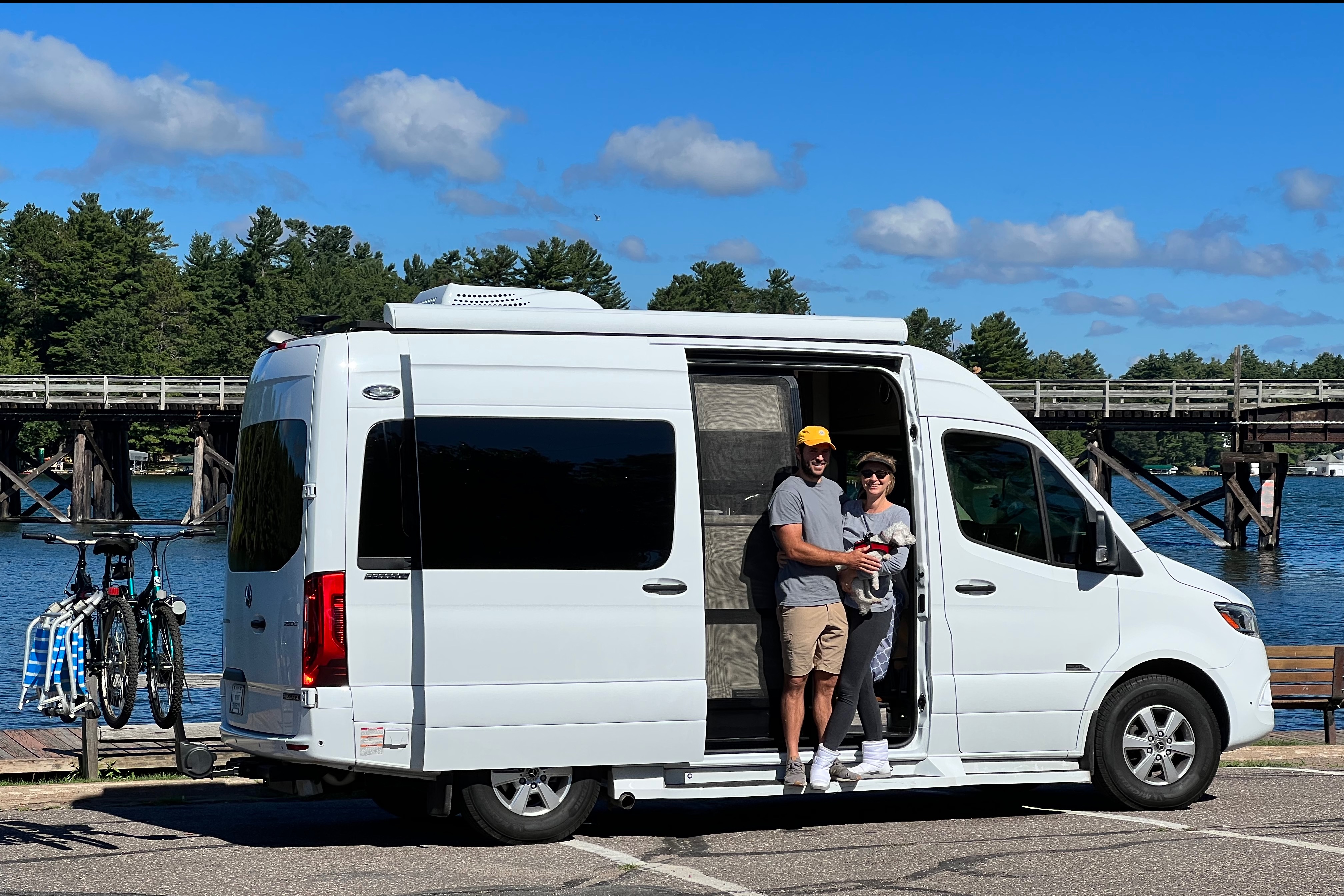 Glamping on Wheels - 2021 MB Luxury 20ft Sprinter