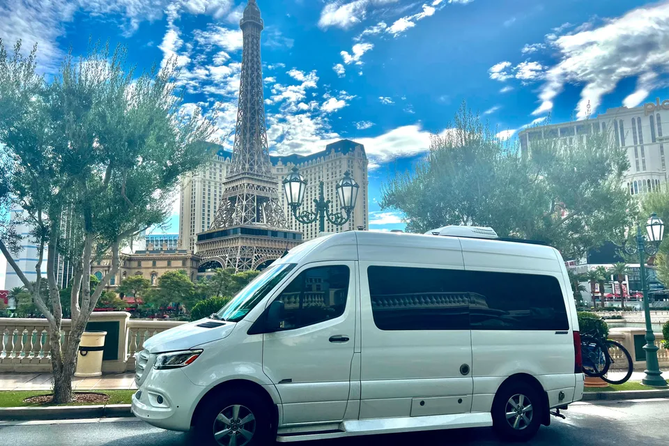 Glamping on Wheels - 2021 MB Luxury 20ft Sprinter
