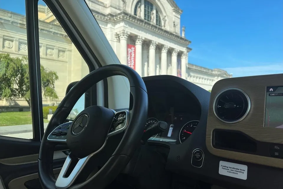 Glamping on Wheels - 2021 MB Luxury 20ft Sprinter