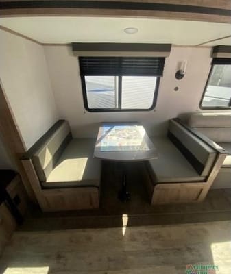 Gulf Stream Friendshop 268BH
