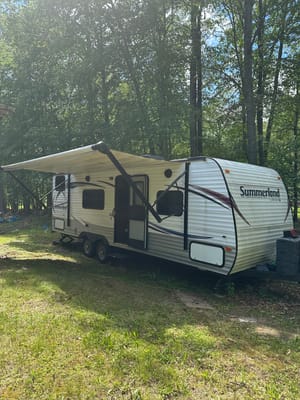 Vivian's Keystone 2016 Travel Trailer