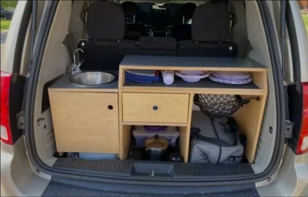 Ruben's GMC Yukon denali Campervan