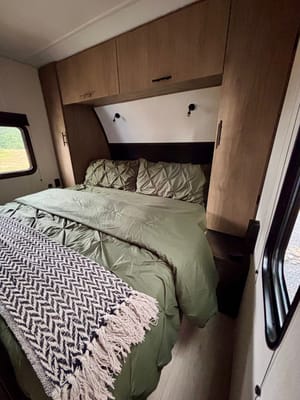 Rutherford’s Retreat ~ Forest River Black Label ~ Sleeps 8