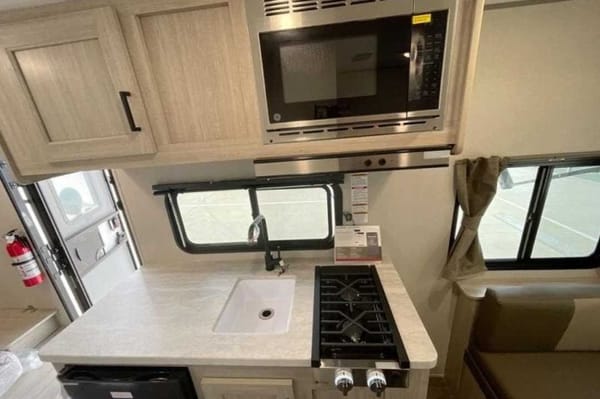 KMP's Forest River Aurora 15RDX