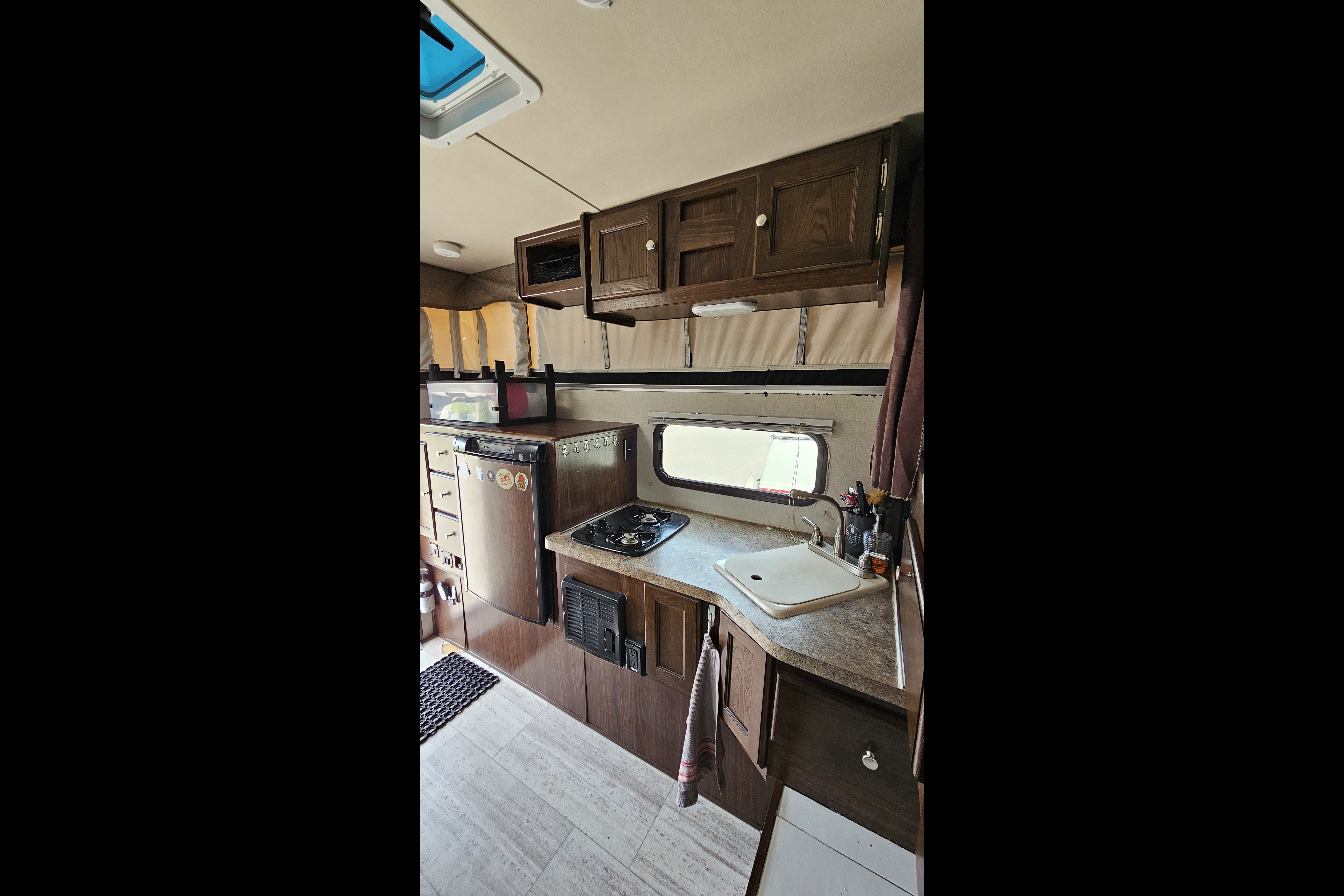 Rockies Backcountry Ram Camper Kananaskis/Parks Canada Pass included