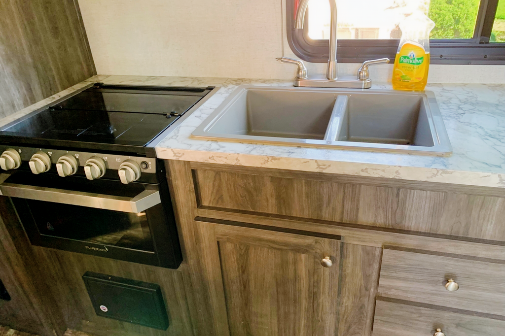 anna's Starcraft 2020 Travel Trailer