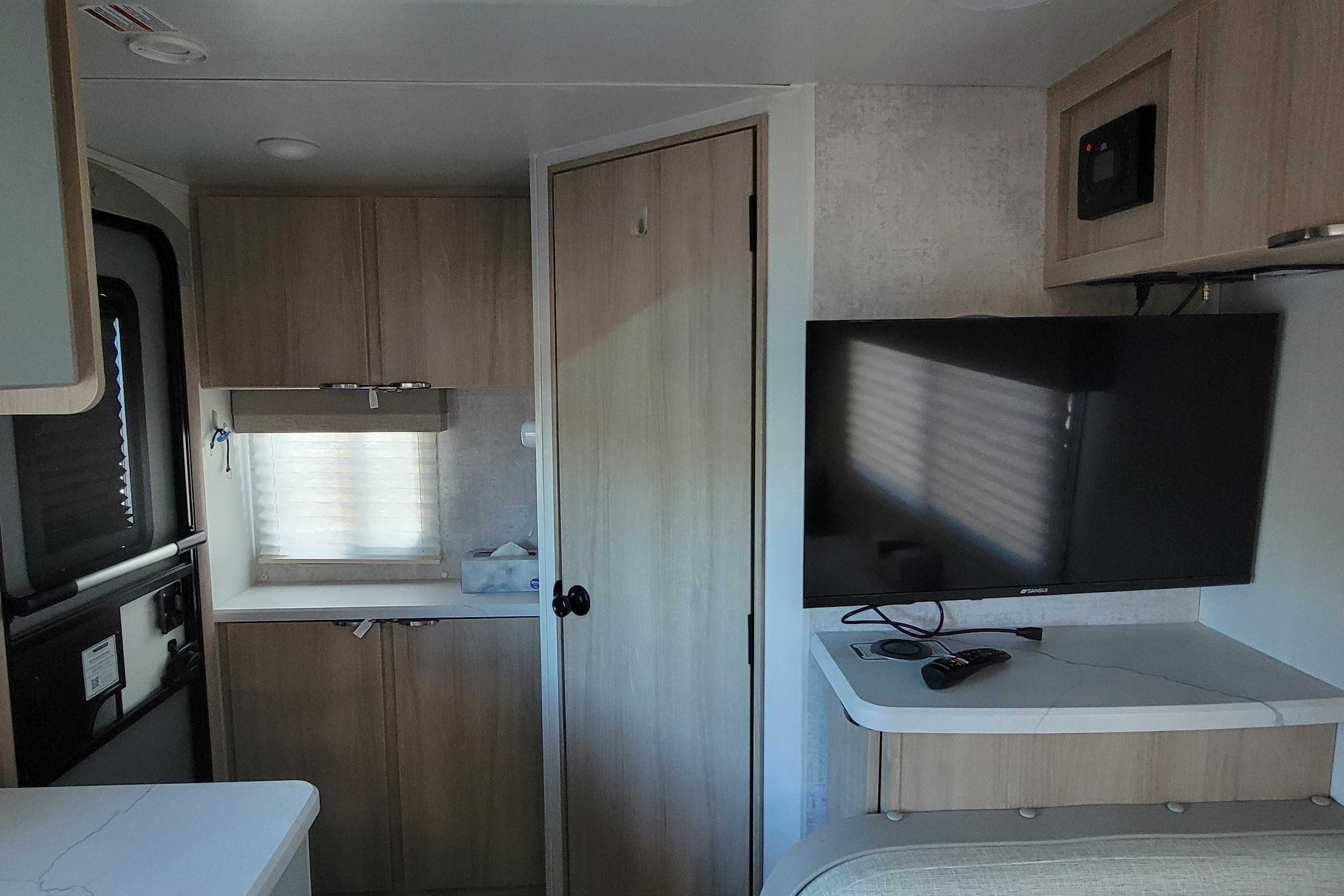 Winnebago Micro Minnie Travel Trailer
