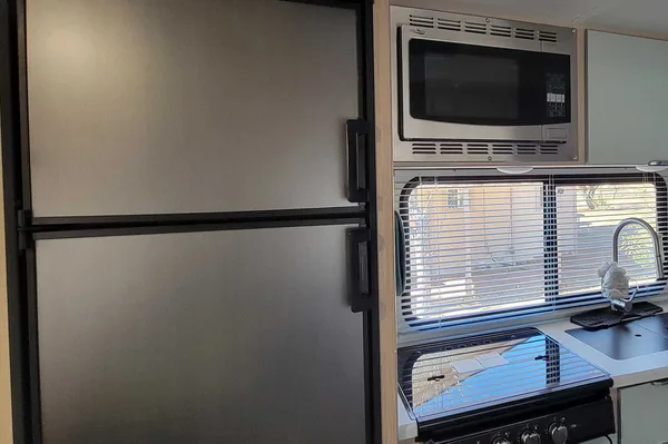 Winnebago Micro Minnie Travel Trailer