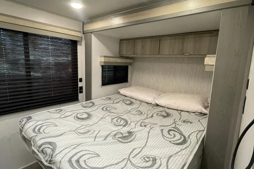 Beautiful Brand-New RV- Spacious, Comfortable, and Family-Ready! ✨