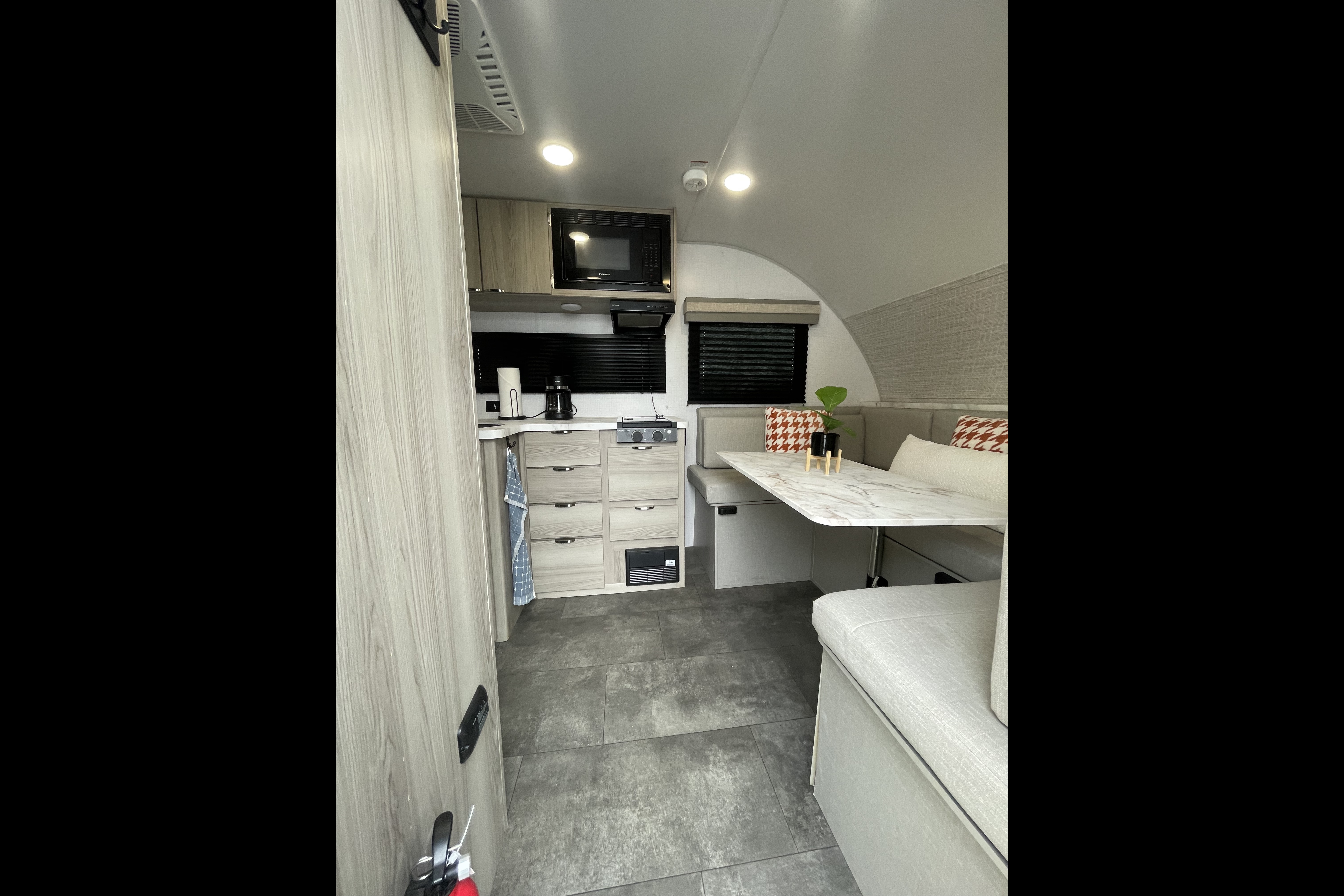 Beautiful Brand-New RV- Spacious, Comfortable, and Family-Ready! ✨